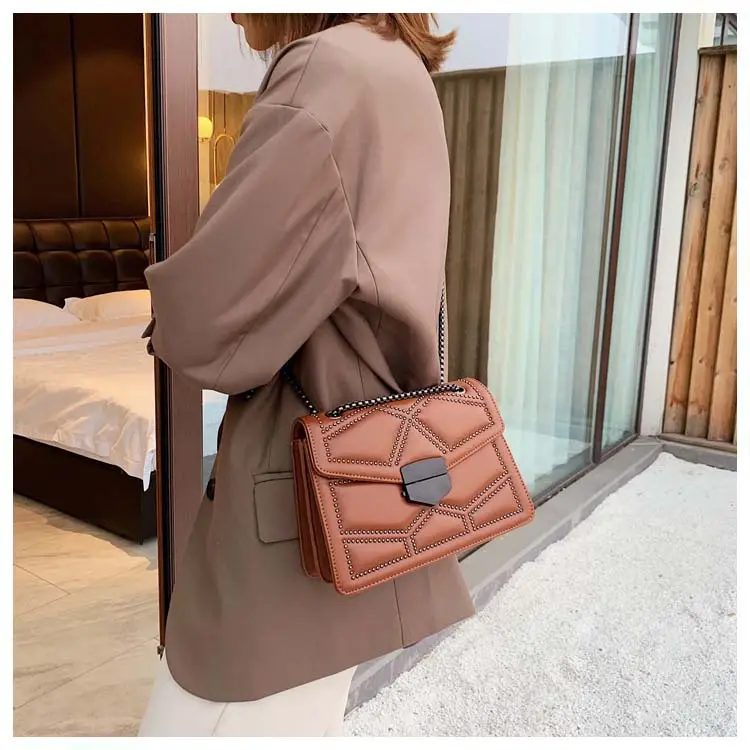 Black Crossbody Bag with Chain Strap for Women — feature 12