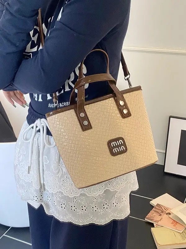 Women Woven Handbag Bucket Bag 2025 New Trendy Fashion - Image 8