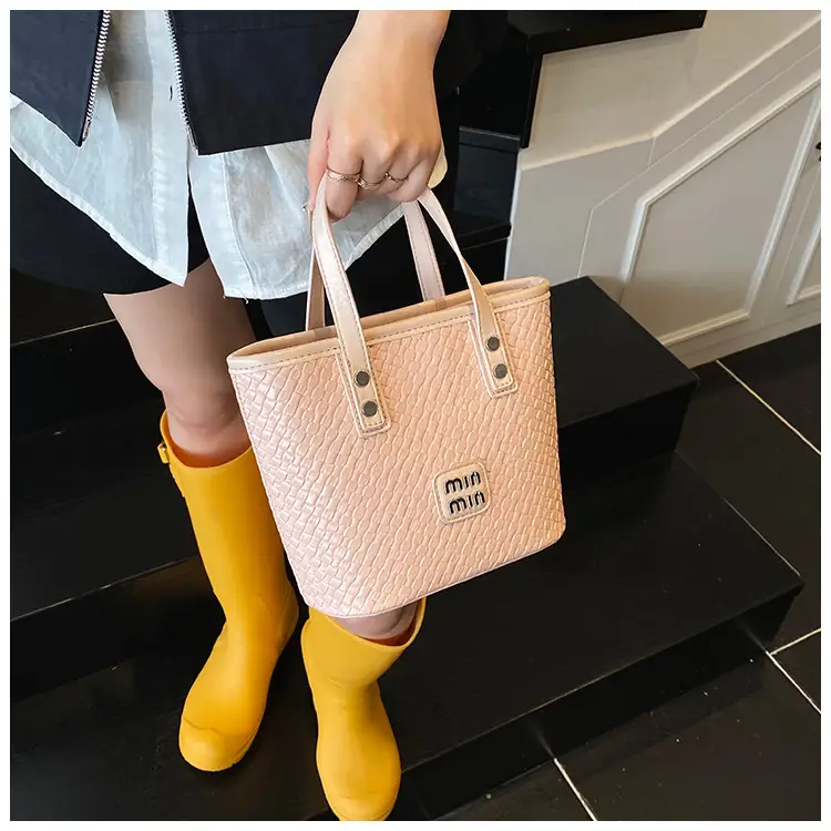 Women Woven Handbag Bucket Bag 2025 New Trendy Fashion — feature 18