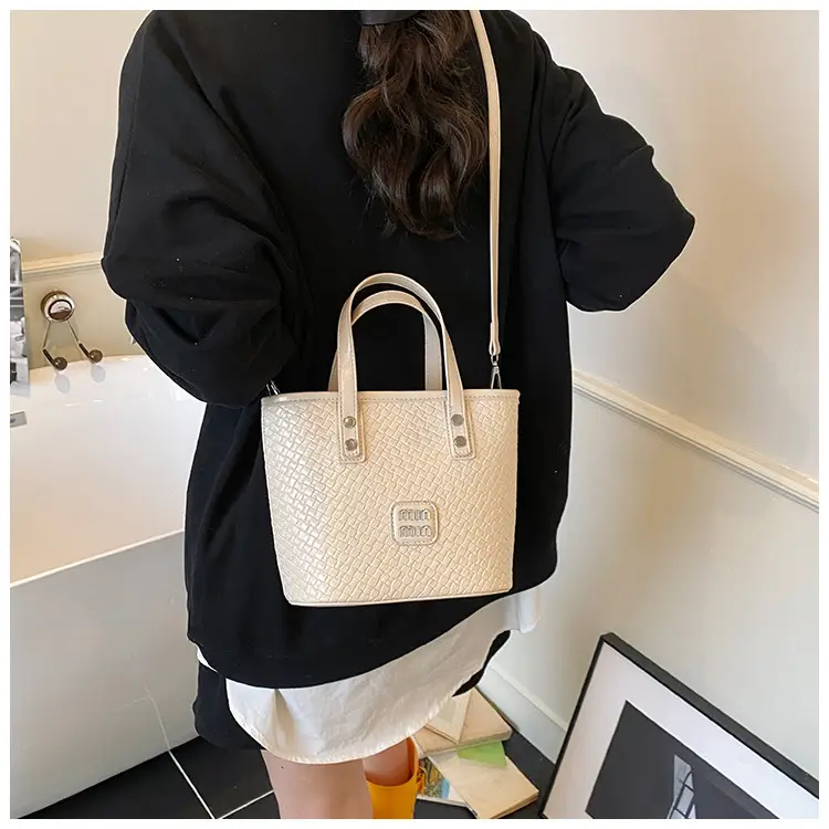 Women Woven Handbag Bucket Bag 2025 New Trendy Fashion — feature 30