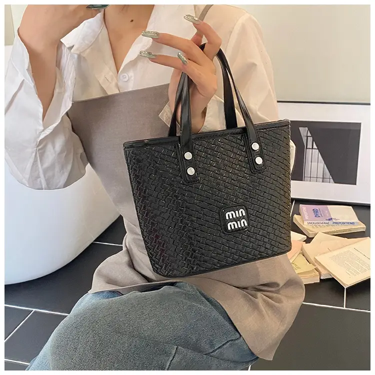 Women Woven Handbag Bucket Bag 2025 New Trendy Fashion — feature 38