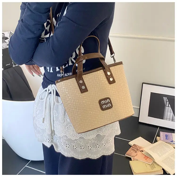 Women Woven Handbag Bucket Bag 2025 New Trendy Fashion — feature 39