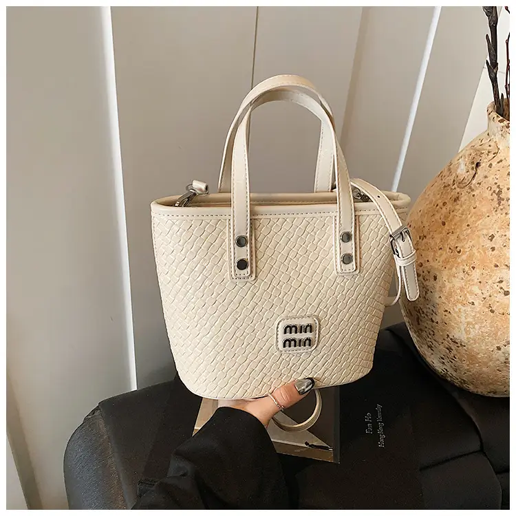 Women Woven Handbag Bucket Bag 2025 New Trendy Fashion — feature 46