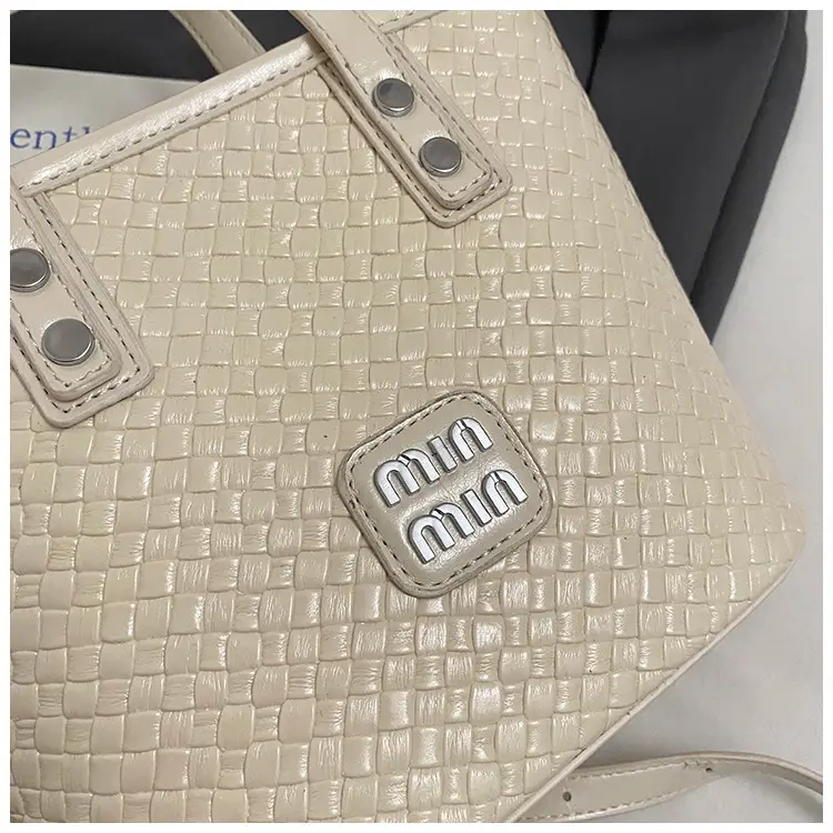 Women Woven Handbag Bucket Bag 2025 New Trendy Fashion — feature 8