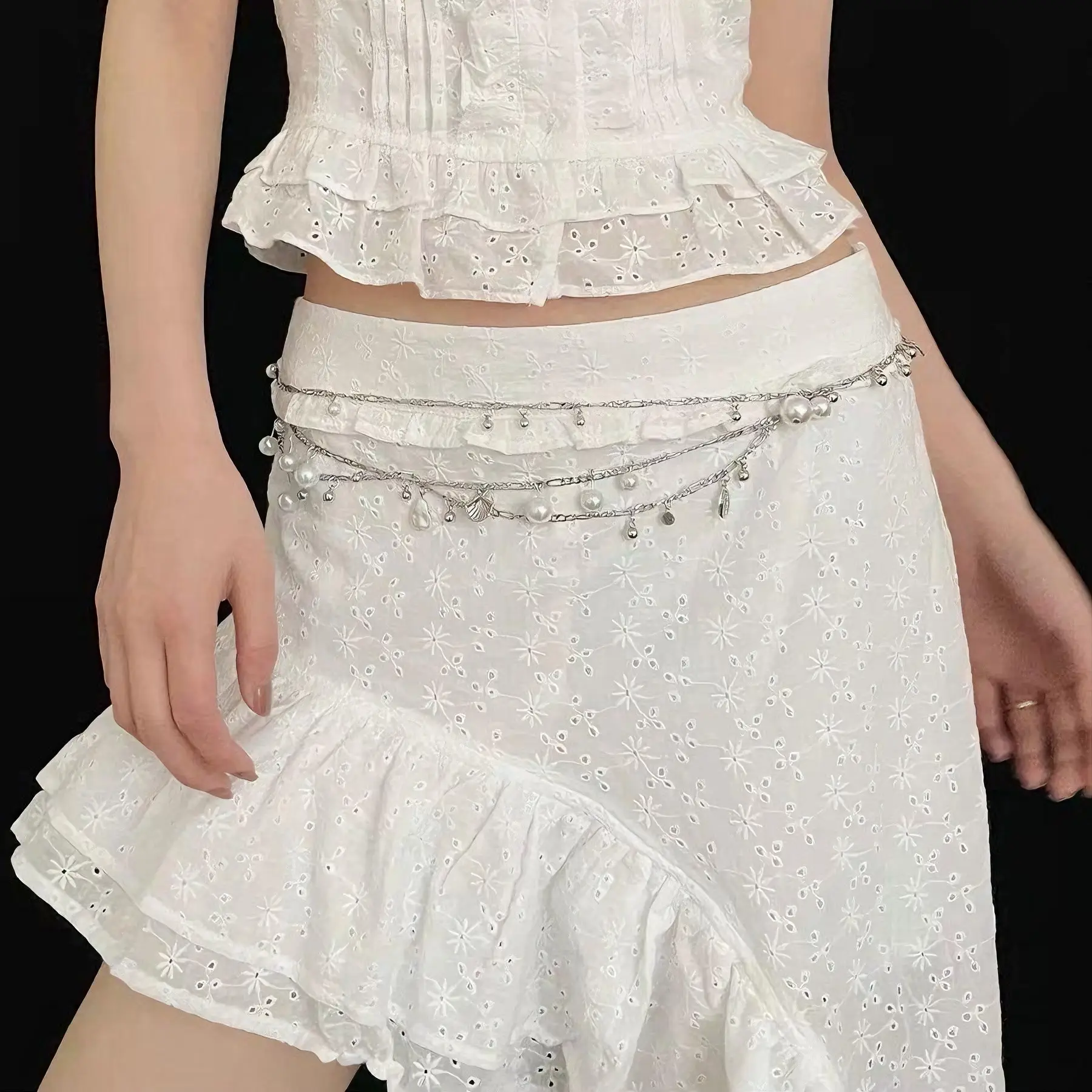 White Pearl Shell Waist Chain Belt Accessory — feature 6