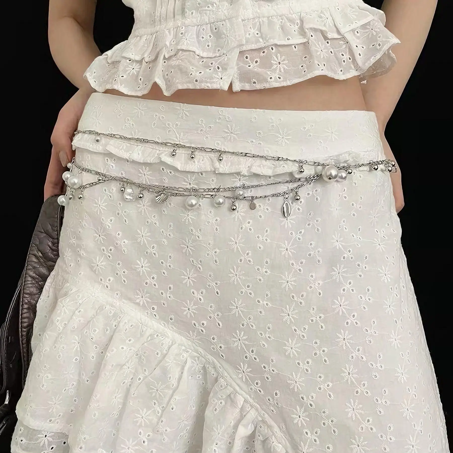 White Pearl Shell Waist Chain Belt Accessory — feature 8