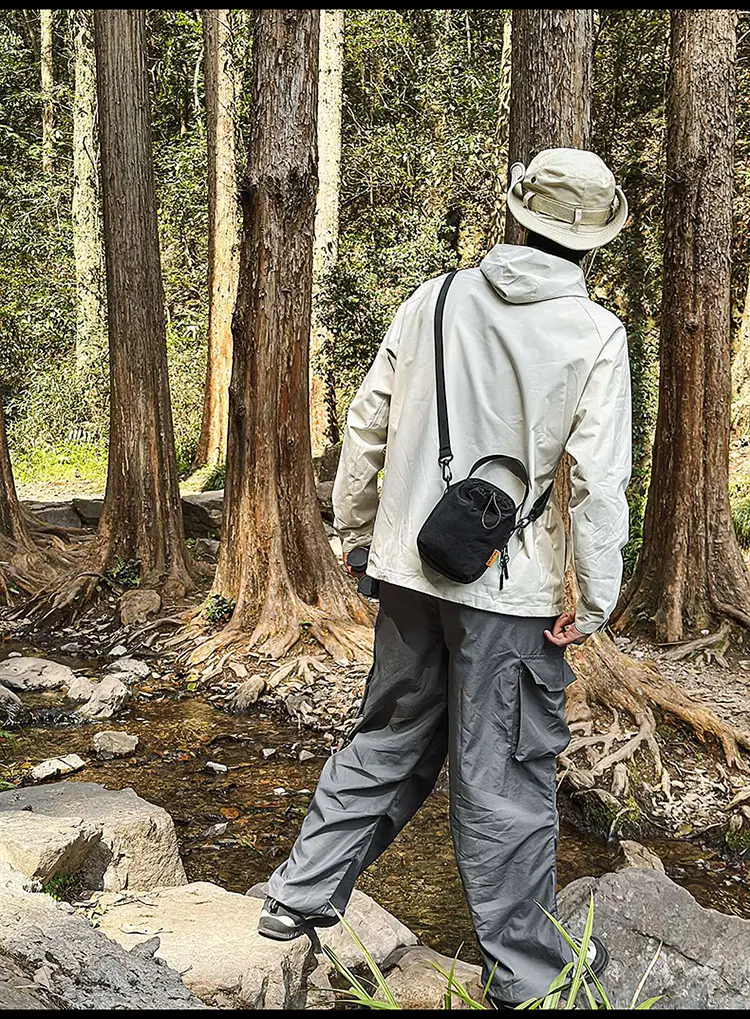 Green Lightweight Camping Crossbody Bag for Women — feature 14