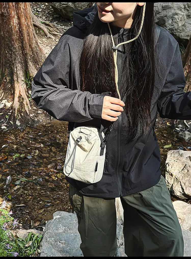 Green Lightweight Camping Crossbody Bag for Women — feature 19