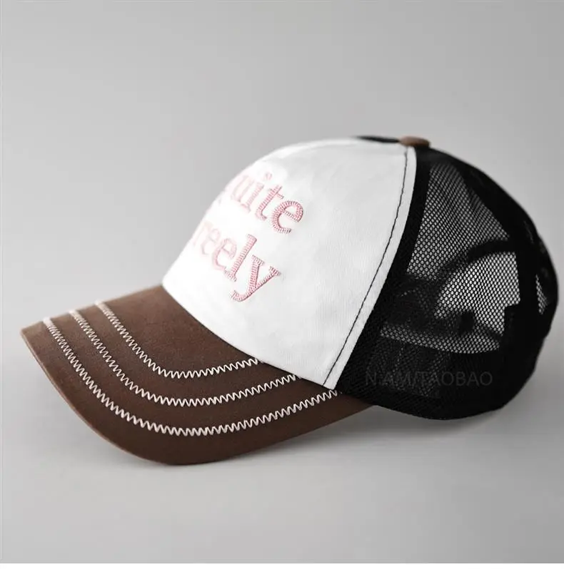 Baseball Cap White Brown Pink Letter Embroidered — feature 1