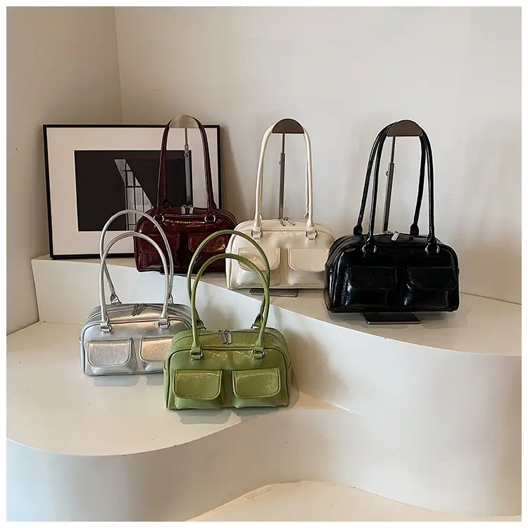 Black Crossbody Shoulder Bag for Women 2025 — feature 15