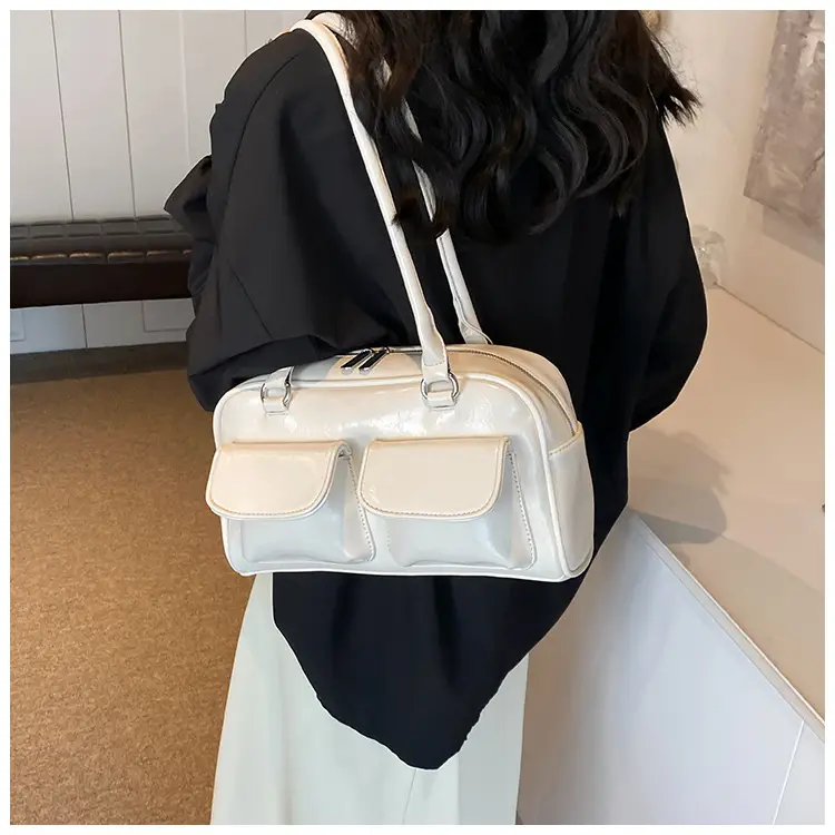 Black Crossbody Shoulder Bag for Women 2025 — feature 18
