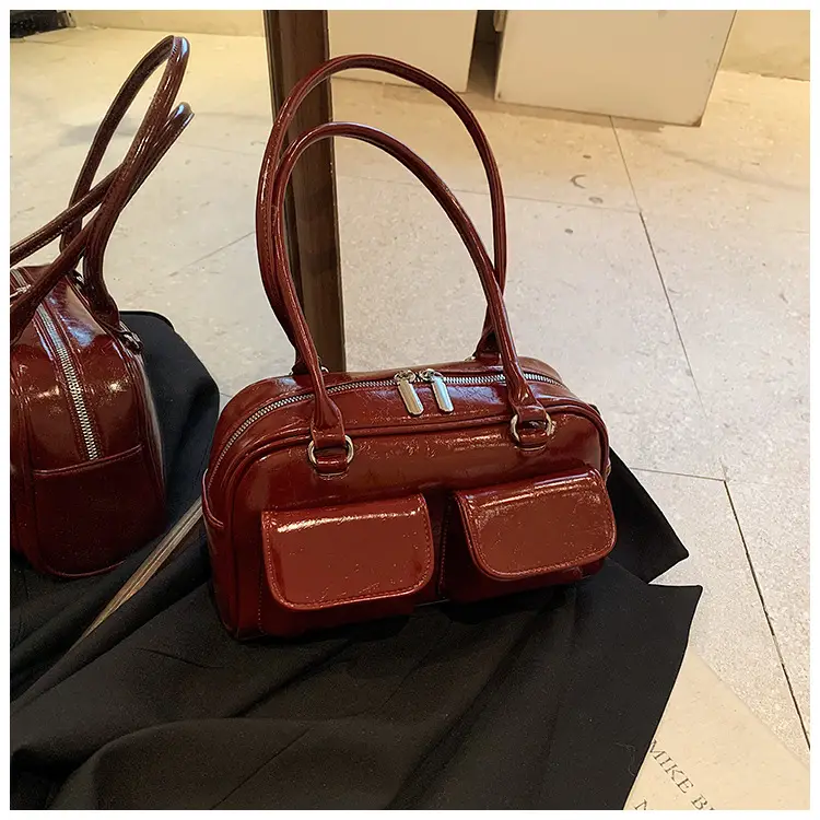 Black Crossbody Shoulder Bag for Women 2025 — feature 27