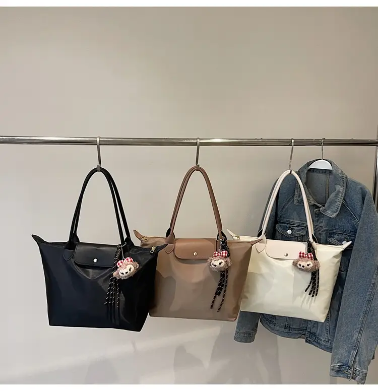 Women Cross-Border Soft Tote Bag Cream 2026 — feature 18