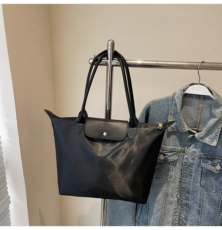Women Cross-Border Soft Tote Bag Cream 2026 — feature 7
