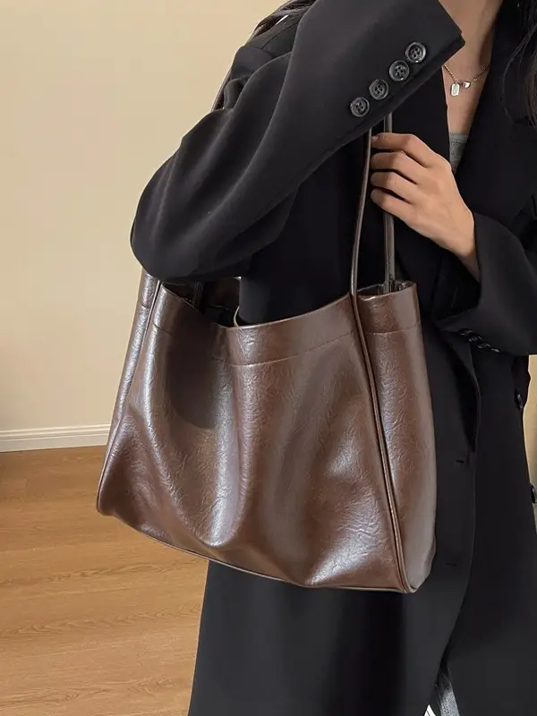Brown Large Capacity Women's Leather Tote Bag - Image 7