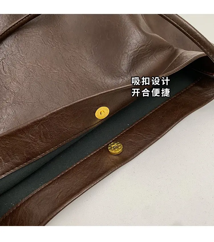 Brown Large Capacity Women's Leather Tote Bag — feature 3