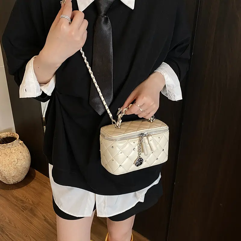 Pink Rhombina Chain Shoulder Bag for Women 2025 - Image 7
