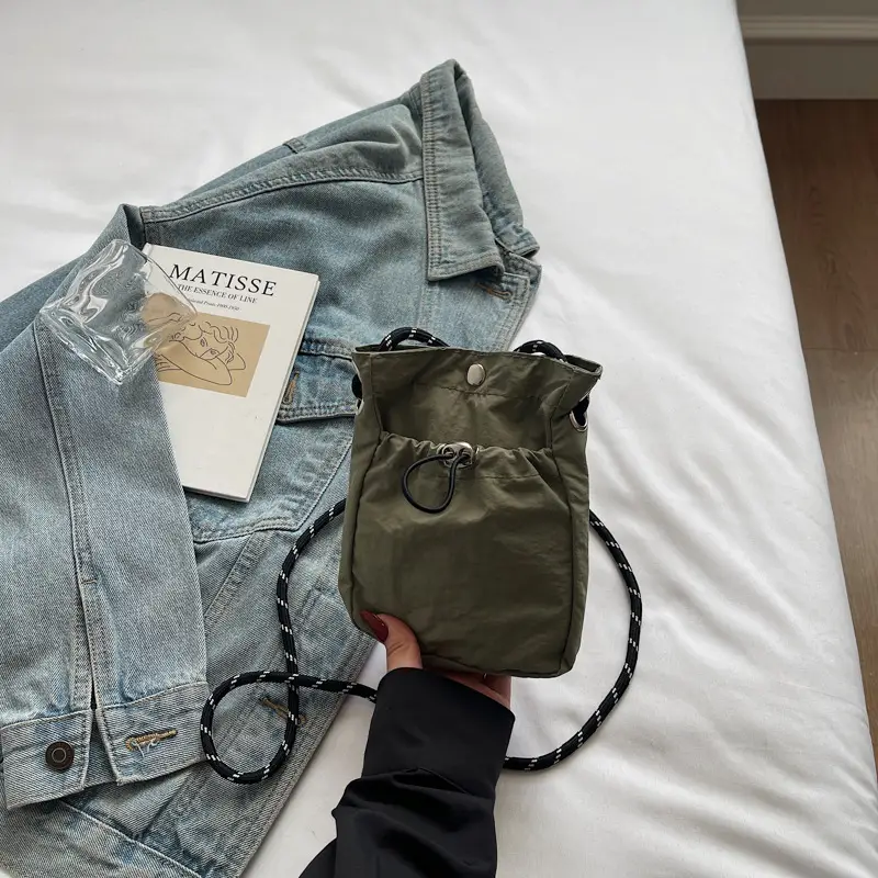 Olive Green One-Shoulder Crossbody Phone Bag - Image 3