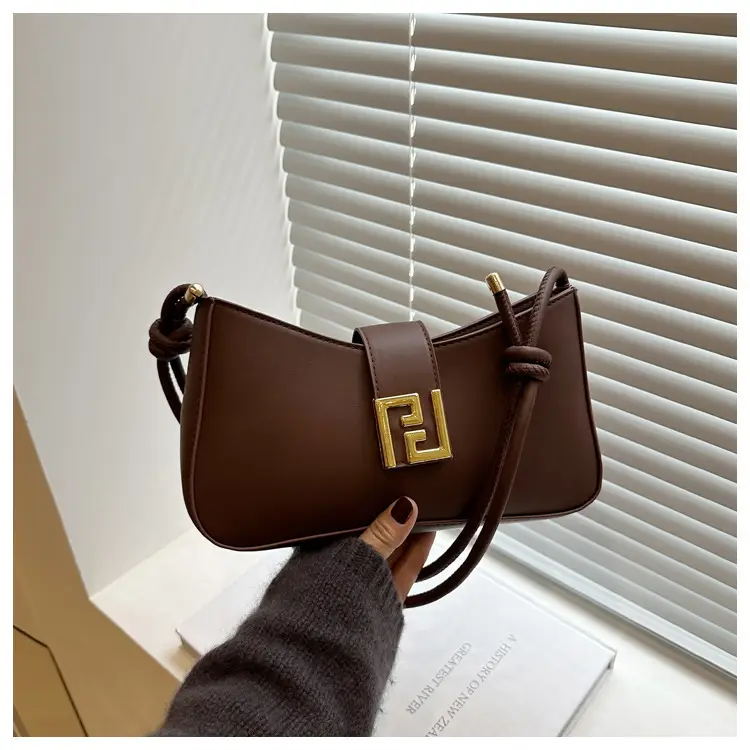 White Gold Logo Shoulder Bag for Women — feature 7