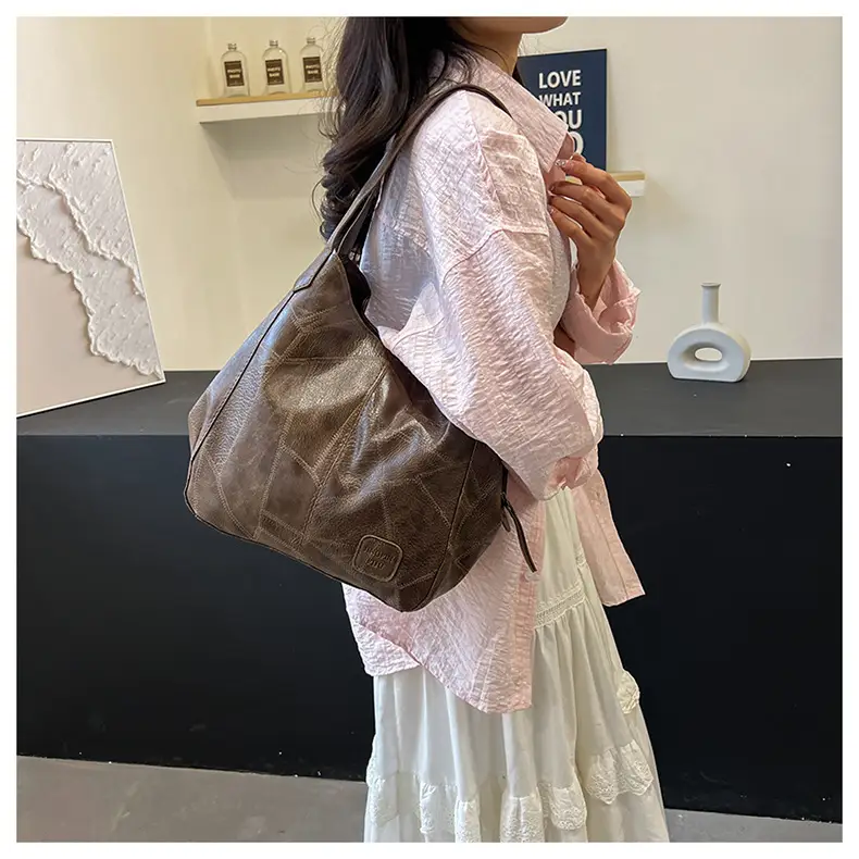 2025 Spring Women's Leather Shoulder Bags Large Capacity Korean Style — feature 11