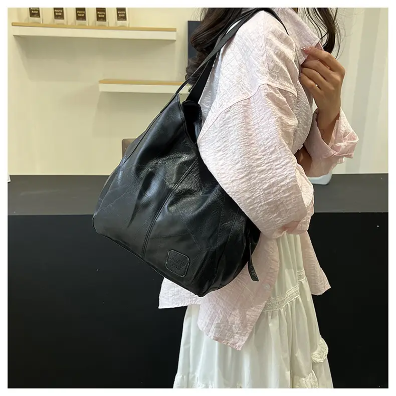 2025 Spring Women's Leather Shoulder Bags Large Capacity Korean Style — feature 14