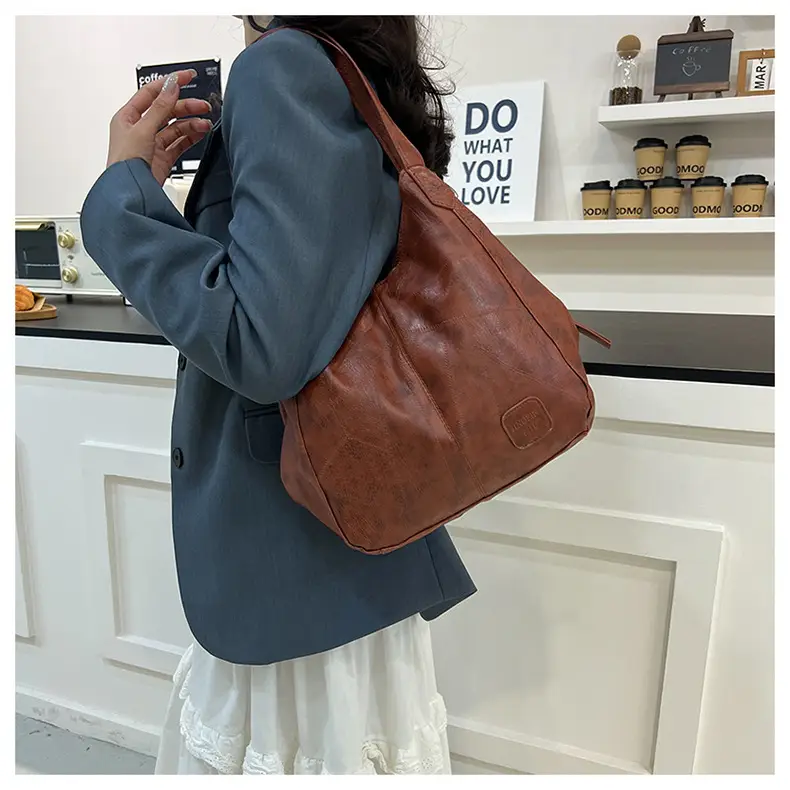 2025 Spring Women's Leather Shoulder Bags Large Capacity Korean Style — feature 15
