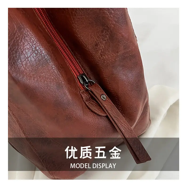 2025 Spring Women's Leather Shoulder Bags Large Capacity Korean Style — feature 7