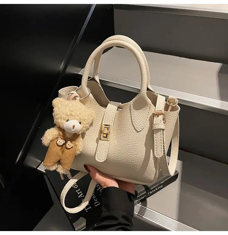 Women's Beige Leather Shoulder Crossbody Bag 2026 — feature 21