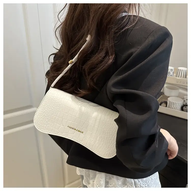 White Quilted Shoulder Bag with Strap for Women — feature 19