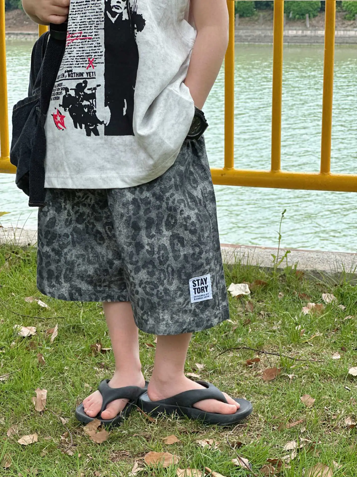 2025 Summer Boys American Streetwear Suit Sleeveless T-Shirt Leopard Print Shorts — feature 3