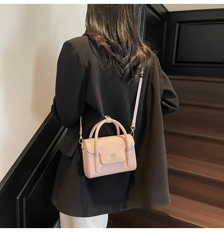 Pink Leather Crossbody Bag for Women 2025 — feature 16
