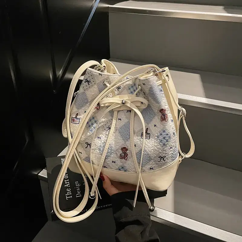 Cute Cartoon Bear Bucket Bag Women Casual 2025 - Image 5