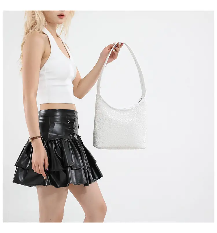 Women's Retro Style Shoulder Bags 2026 New Trend — feature 16