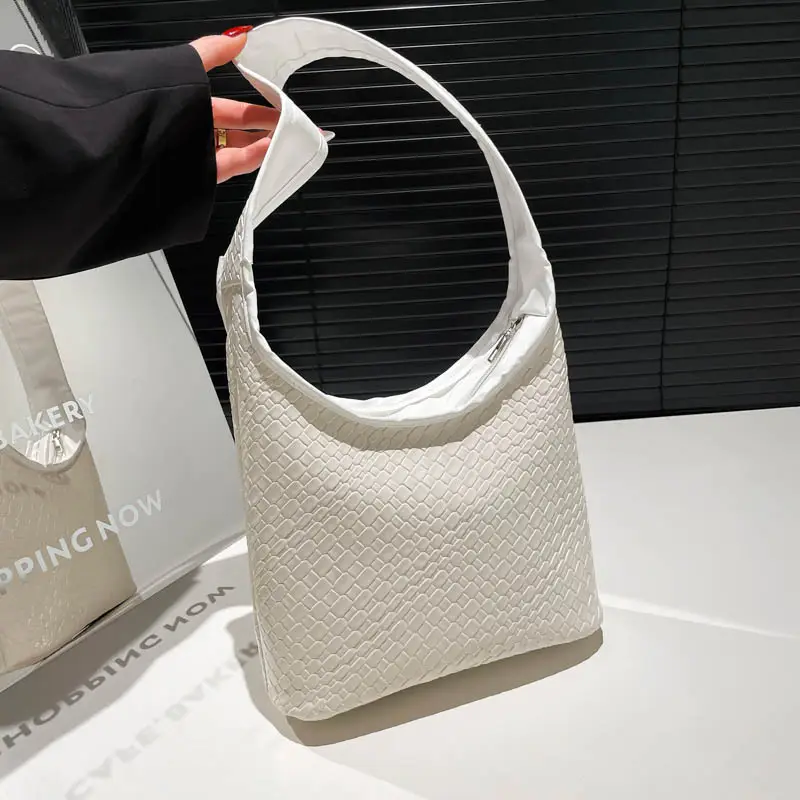 Women's Retro Style Shoulder Bags 2026 New Trend - Image 4