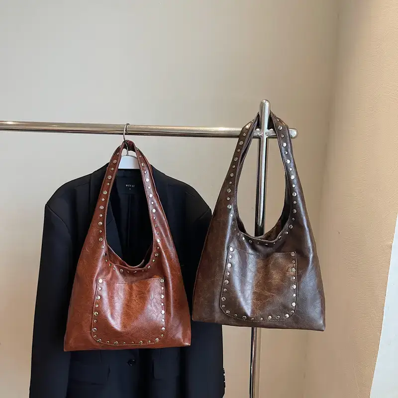 Retro Rivet Shoulder Bag European American Fashion