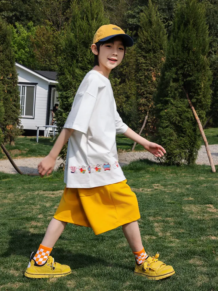 2026 Boys T-Shirt White Yellow Panda Design - Image 6