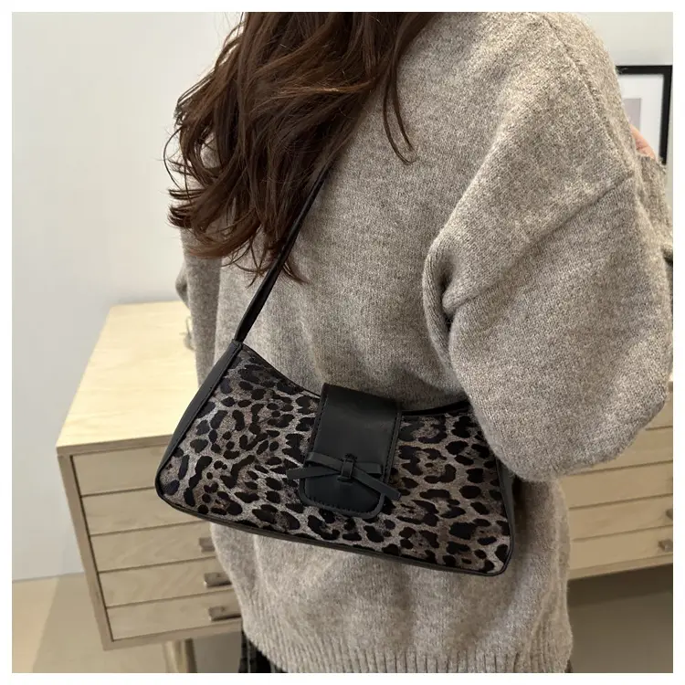 Leopard Print Korean Shoulder Bag Red 2025 — feature 18