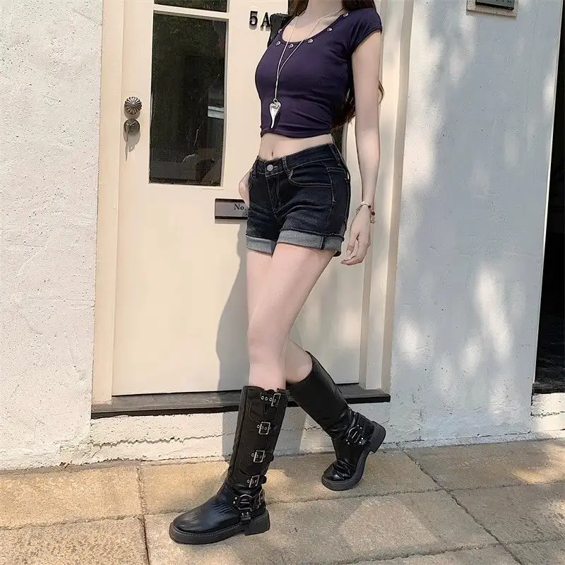 Dark Blue Rolled Edge Denim Shorts for Women 2025 — feature 7