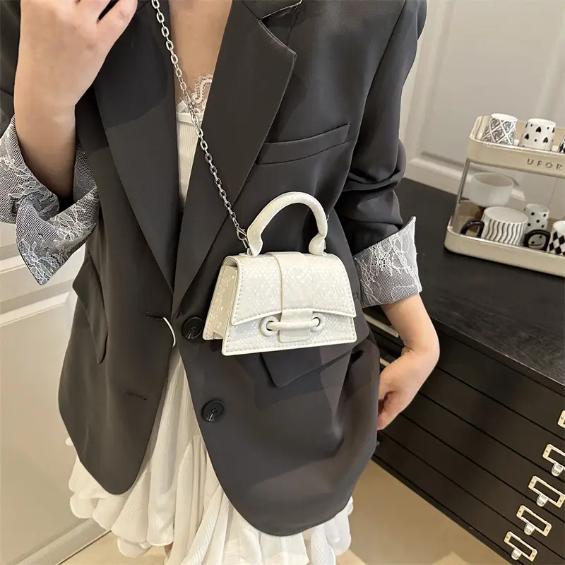2025 Women's Maroon Crossbody Bag with Chain Strap - Image 7