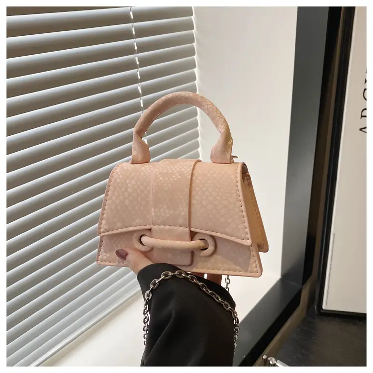 2025 Women's Maroon Crossbody Bag with Chain Strap — feature 12