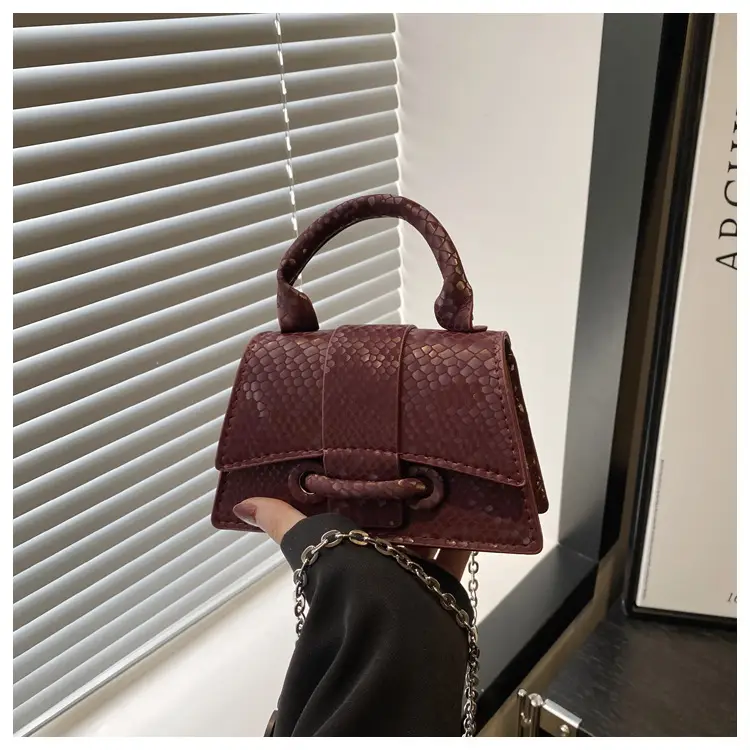 2025 Women's Maroon Crossbody Bag with Chain Strap — feature 15