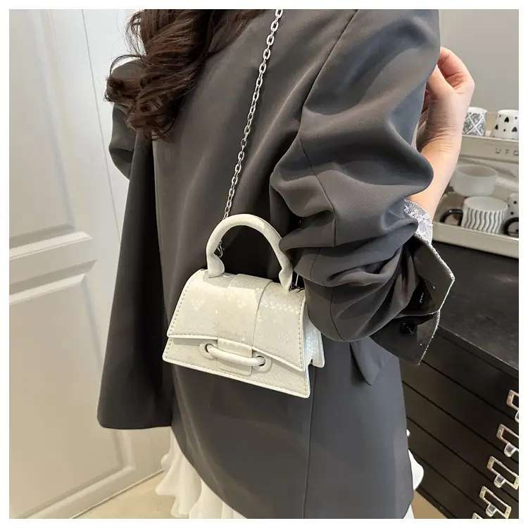 2025 Women's Maroon Crossbody Bag with Chain Strap — feature 17