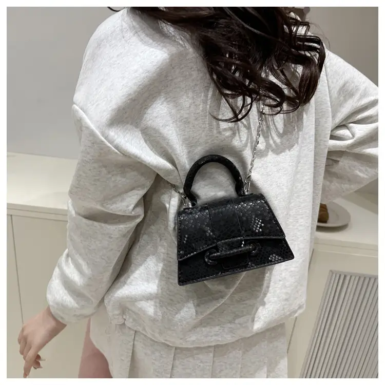 2025 Women's Maroon Crossbody Bag with Chain Strap — feature 38