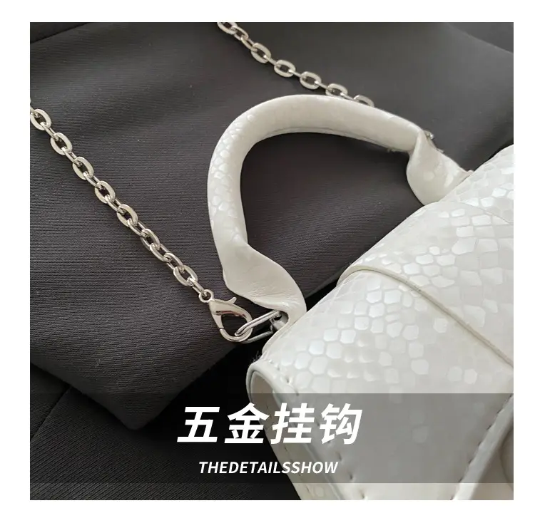 2025 Women's Maroon Crossbody Bag with Chain Strap — feature 7