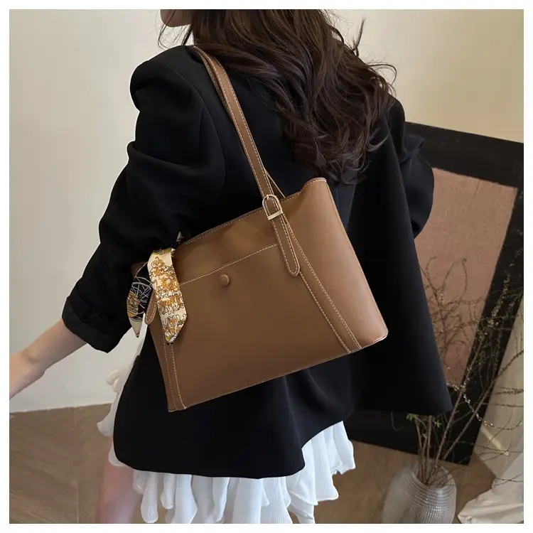 Women's Brown Crossbody Bag 228 Large Capacity — feature 9