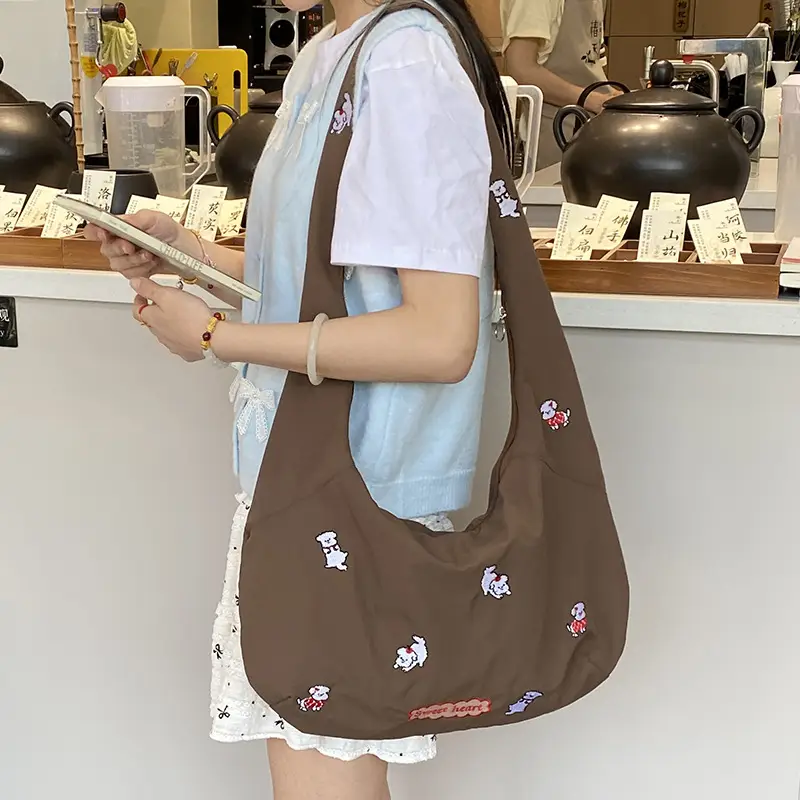 2025 Spring Bag Embroidered Floral Canvas Crossbody Student Bag - Image 4
