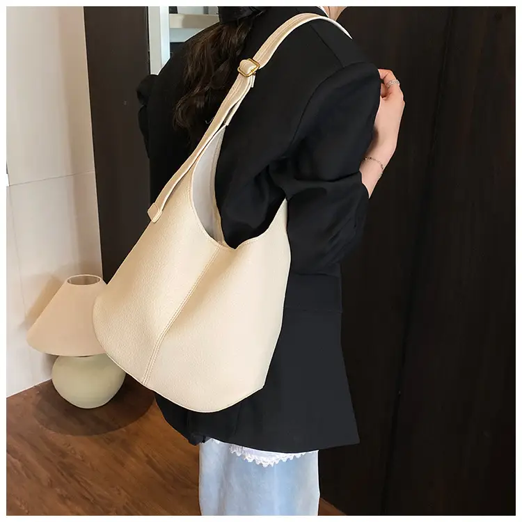 White Leather Shoulder Bag for Women 2025 New — feature 16
