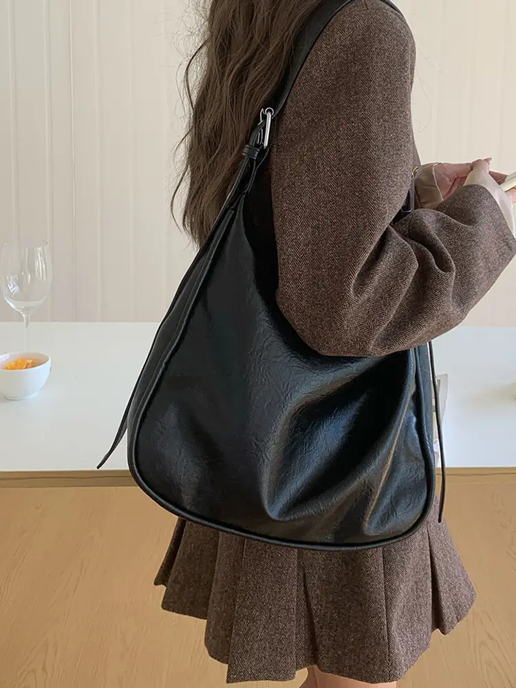 2025 Spring Shoulder Bag Large Capacity Women - Image 3