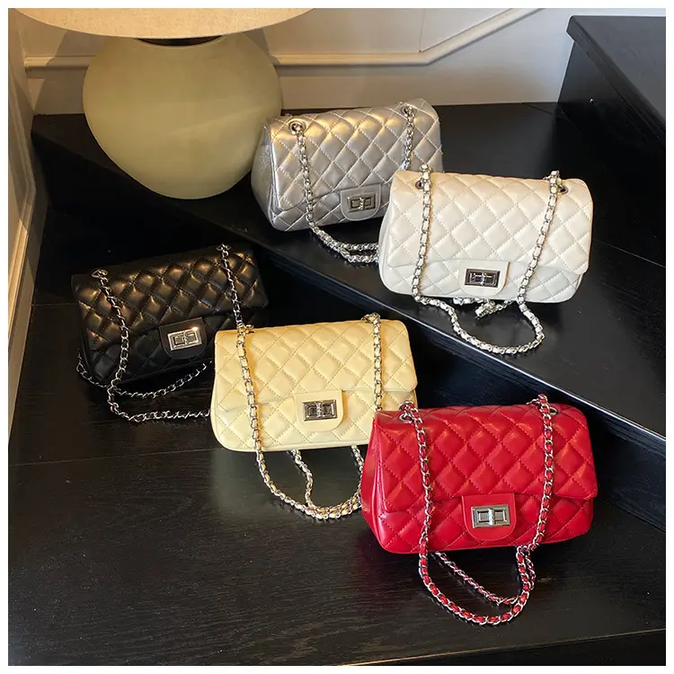Black Quilted Crossbody Bag for Women 2025 — feature 12