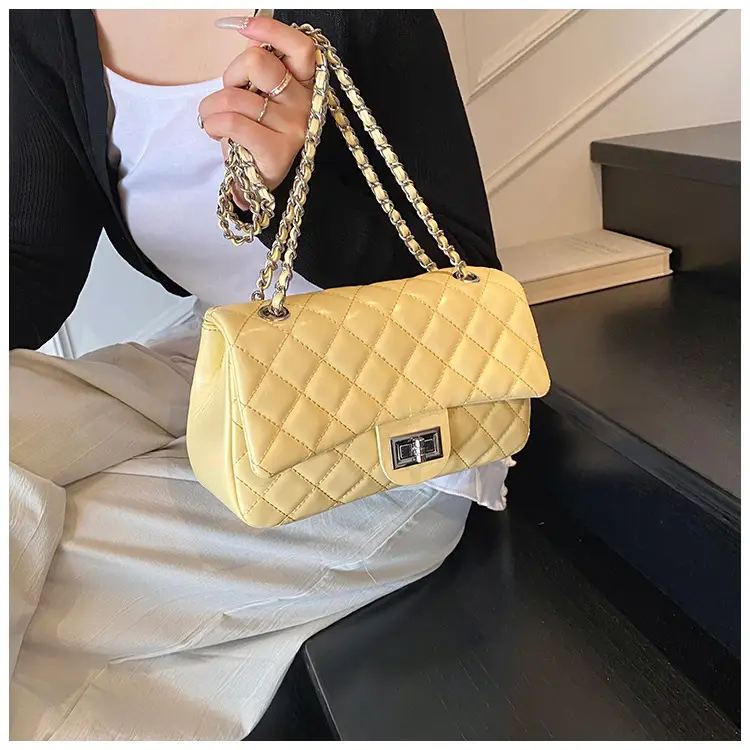 Black Quilted Crossbody Bag for Women 2025 — feature 15